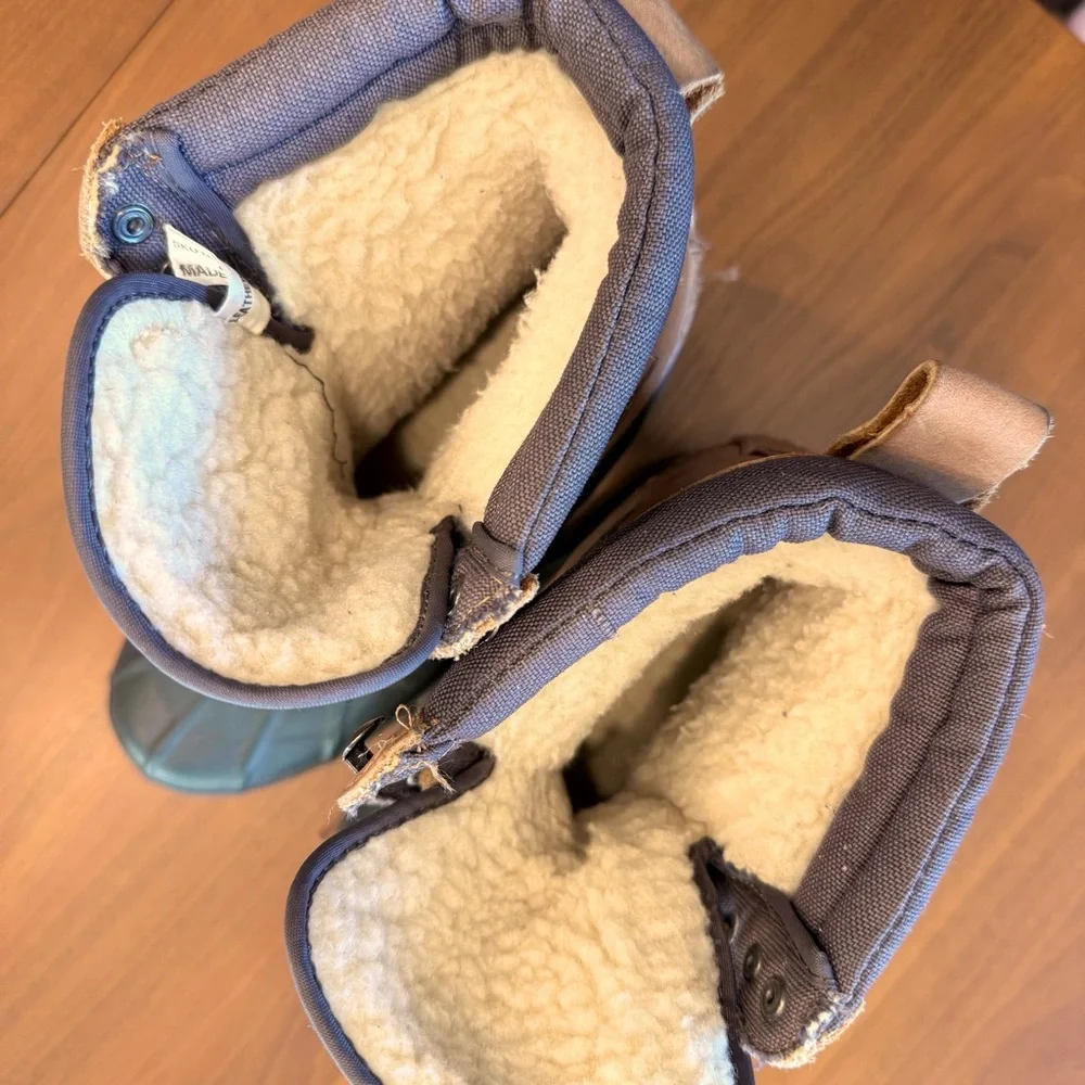 Eddie Bauer Steel Shank Duck Boots Fleece Lined Insulated Waterproof women’s 8